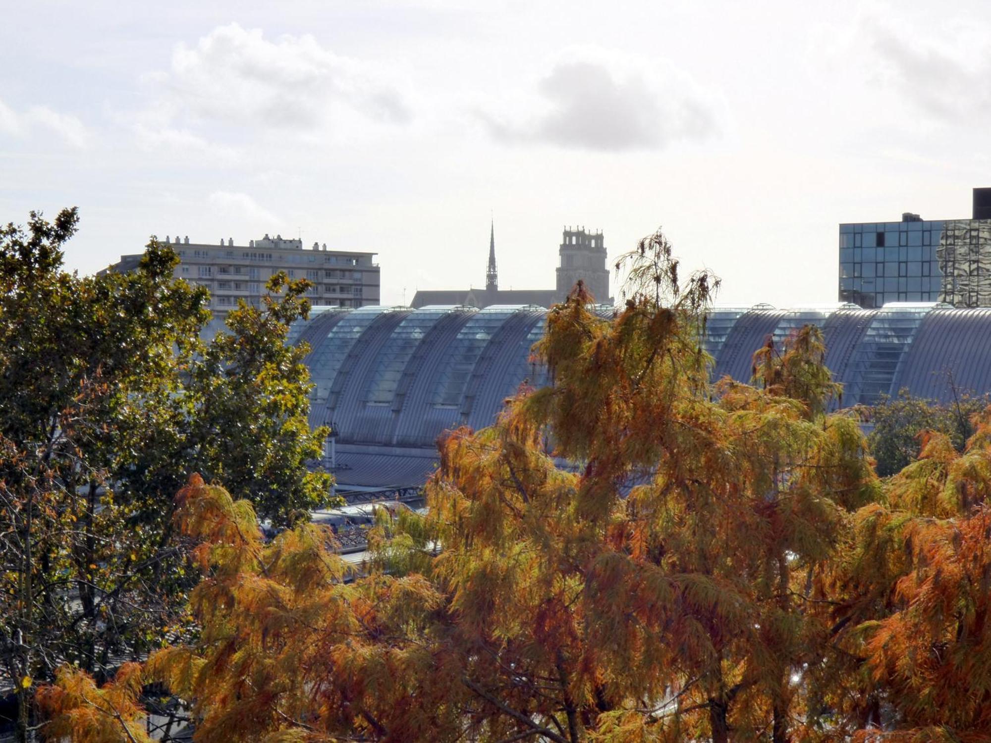 37M2 Lumineux Face Gare Sncf, Wifi Et Cafe Et The Offerts Apartment Orleans Exterior photo